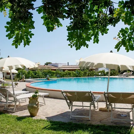 Orosei Summer Holidays - Cala Del Turco Green House Exterior photo